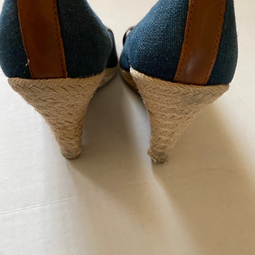 Michael kors wedges - Picture 4 of 7